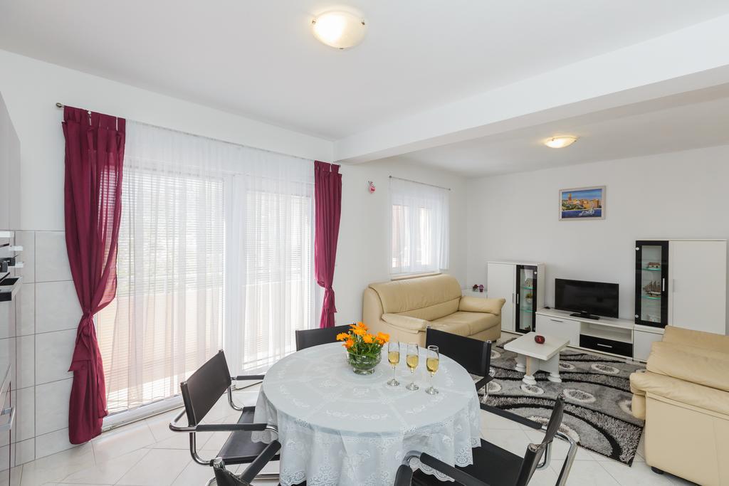 Apartment Anna Kaštela Exteriör bild
